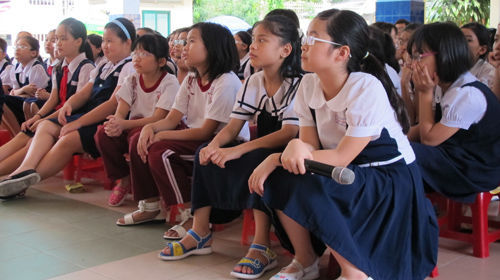 Học sinh dậy thì sớm